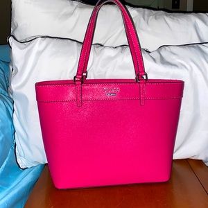 Guess tote shoulder bag